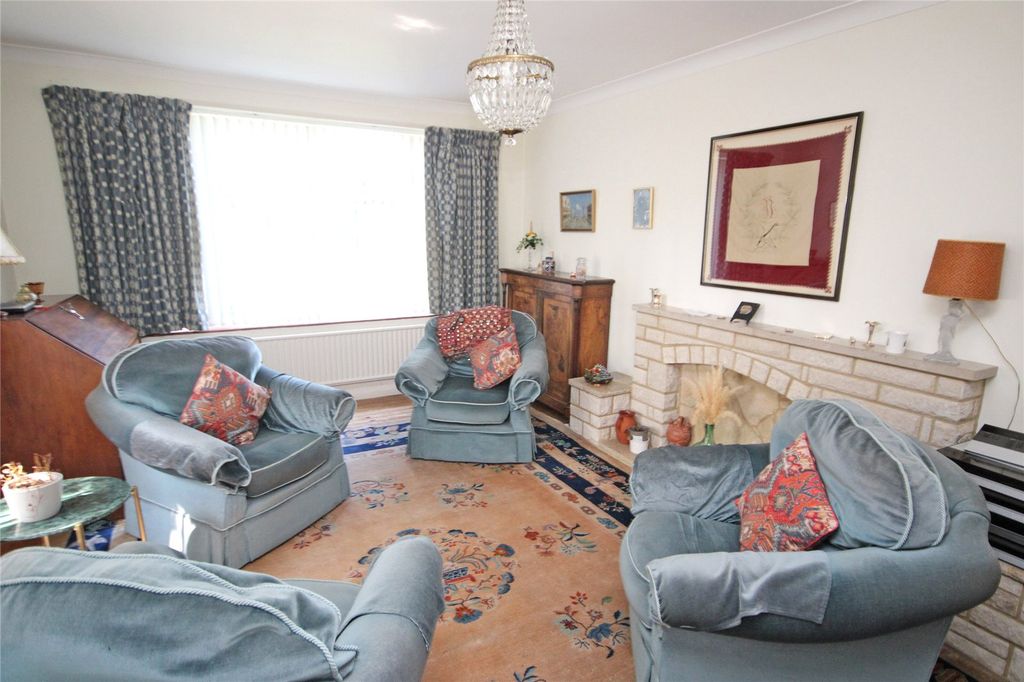 Property photo 3 of 13 Picture No. 17