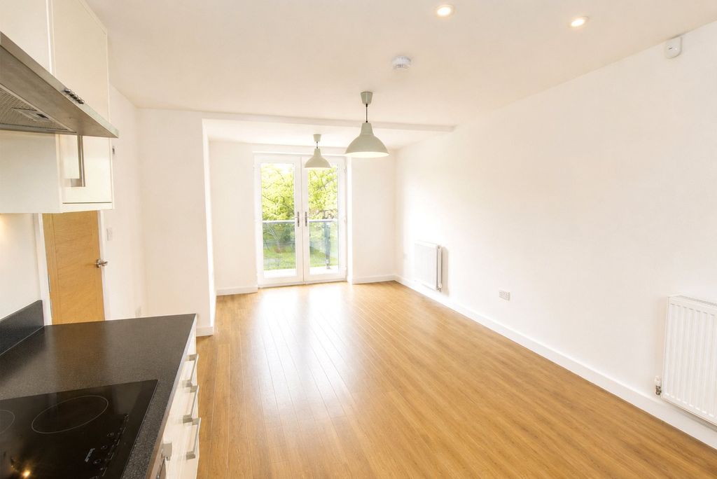 Property photo 3 of 9 Picture No. 14