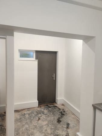 Property photo 3 of 8 Photo 7