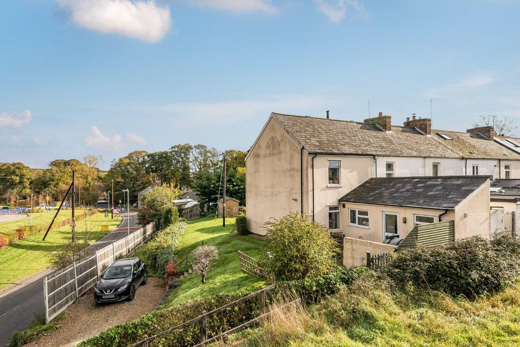 Property photo 1 of 15 1373419-1-69034320879A8.Jpg