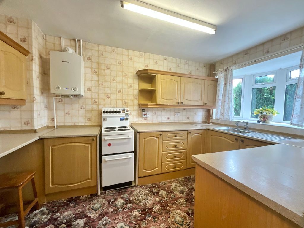 Property photo 2 of 29