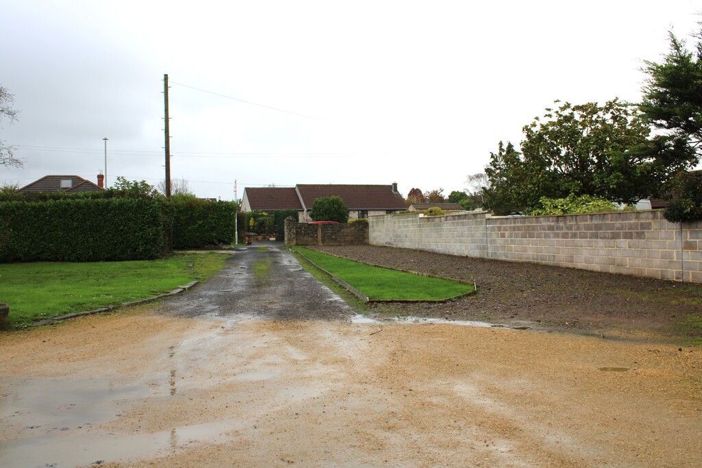 Property photo 2 of 18 Driveway