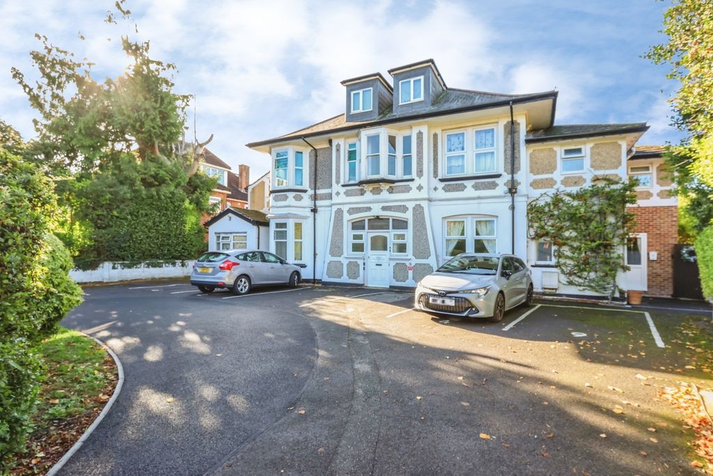 Property photo 1 of 17 Pbox-Img.Jpg