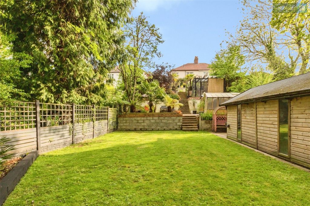 Property photo 3 of 24 Picture No. 36