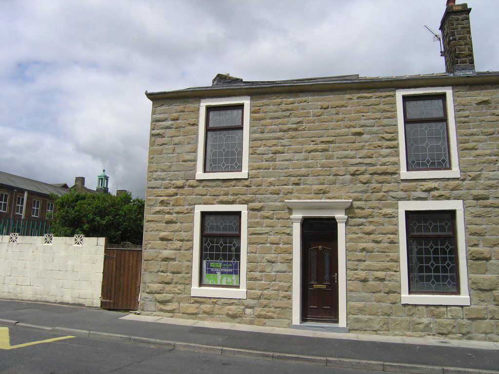 Property photo 1 of 7