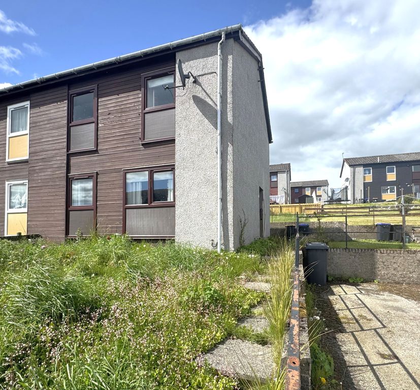 Property photo 1 of 8
