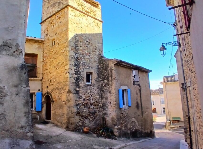 Property photo 1 of 24