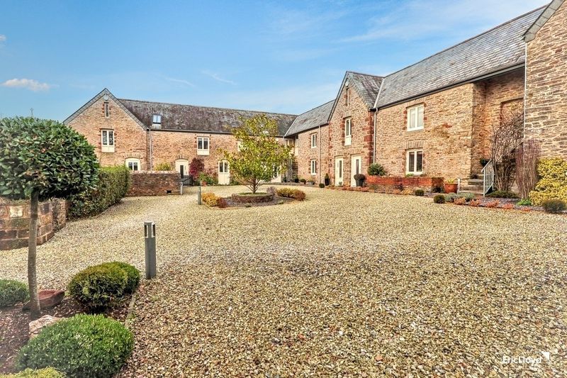 Property photo 1 of 23 Photo 24