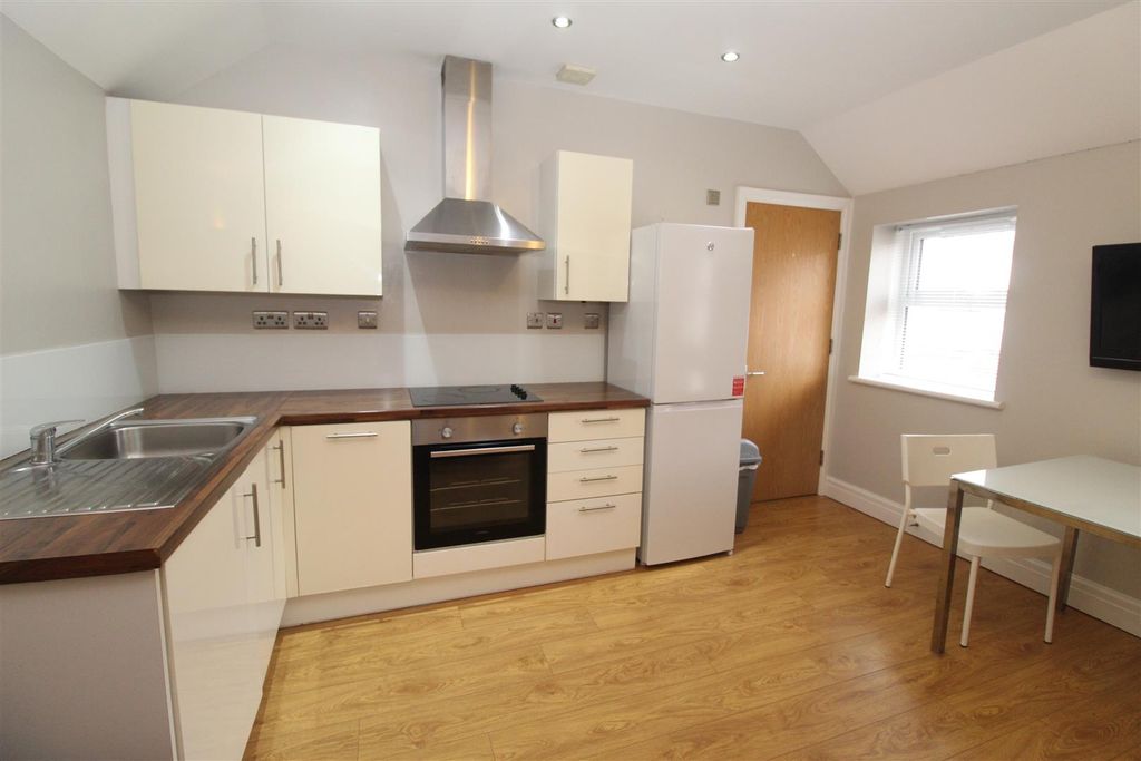 Property photo 3 of 10 Img_1396.Jpg