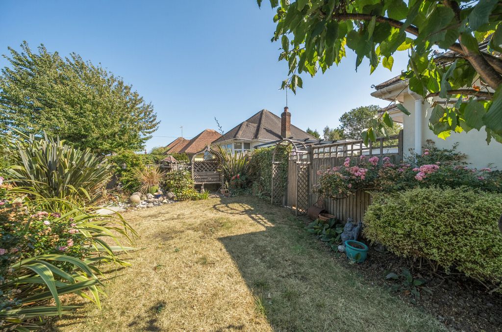 Property photo 2 of 19 1512929-3-6A8d9F8...