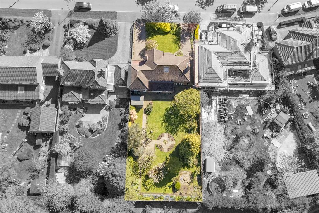 Property photo 3 of 37 12_Lang_Road_51.Jpg