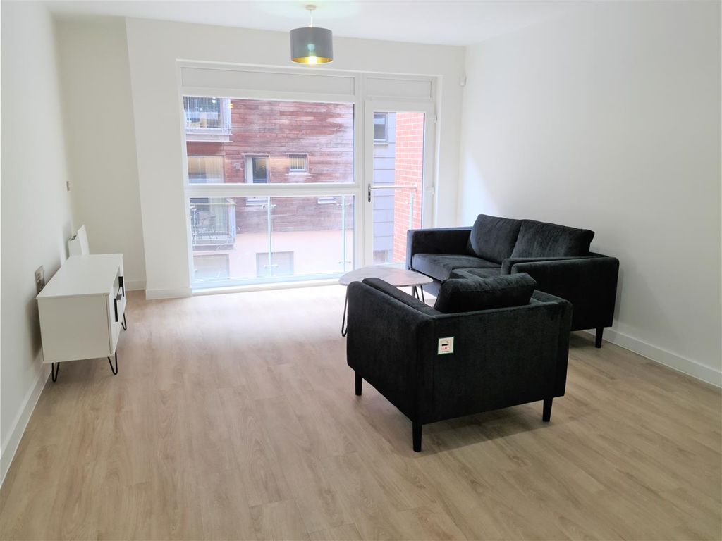 Property photo 2 of 9