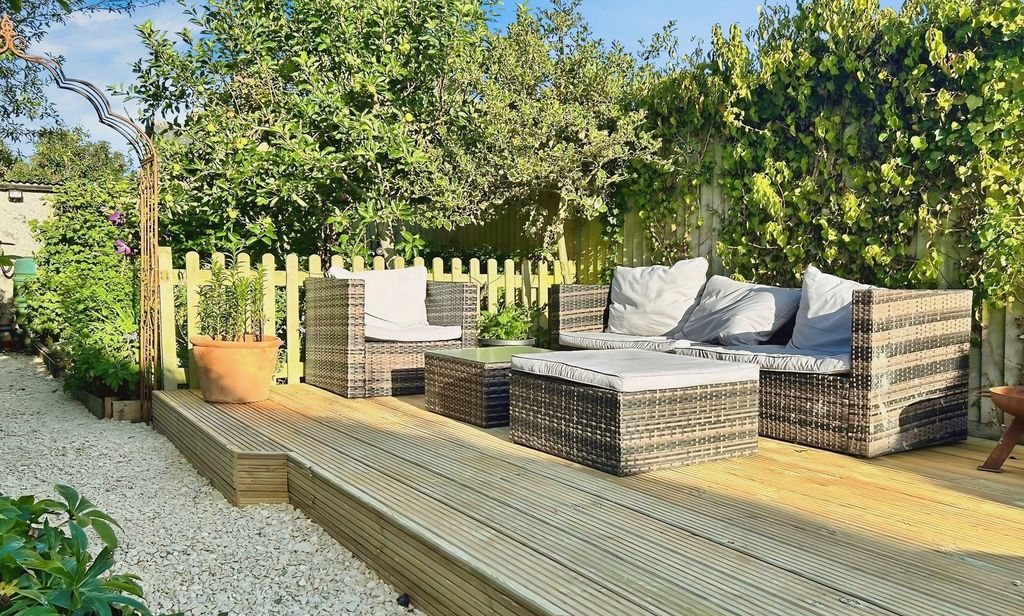 Property photo 2 of 19