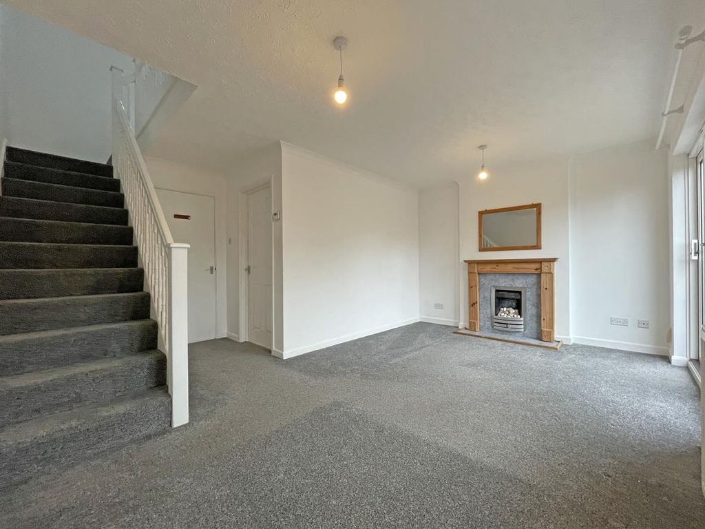Property photo 2 of 13 Douglas Road 26 - Lounge 2.Jpg