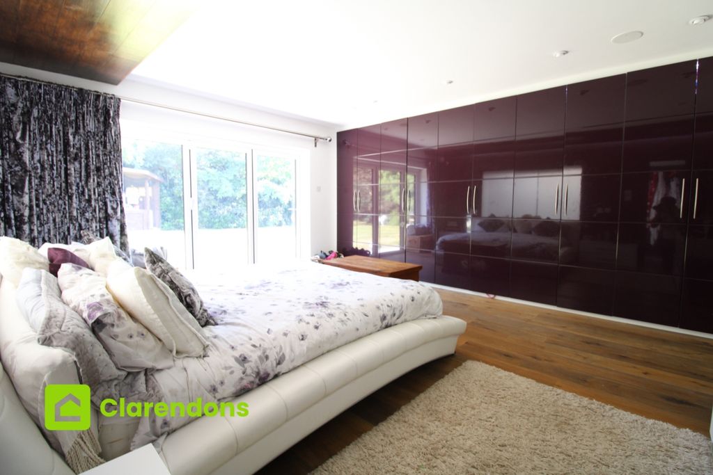 Additional image 16 of 5 bed detached bungalow for saleStation Road, Lingfield, Surrey RH7