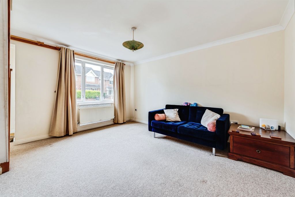Property photo 3 of 9