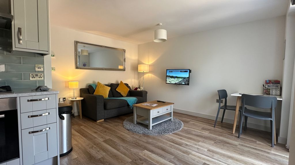 Property photo 1 of 15 Img_7149