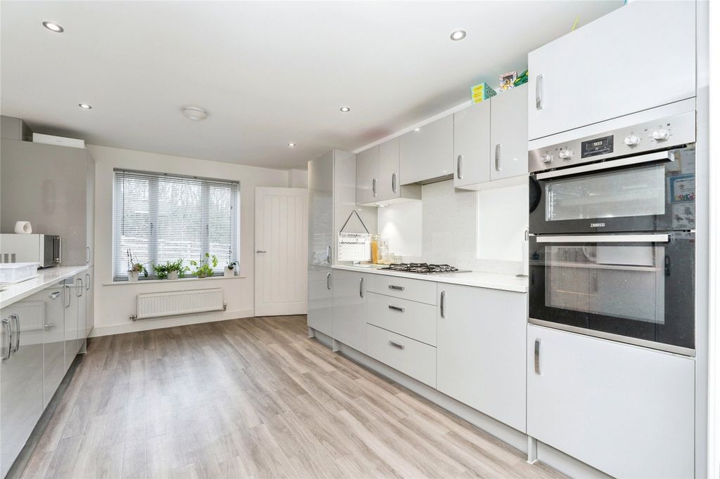 Property photo 3 of 15 Photography