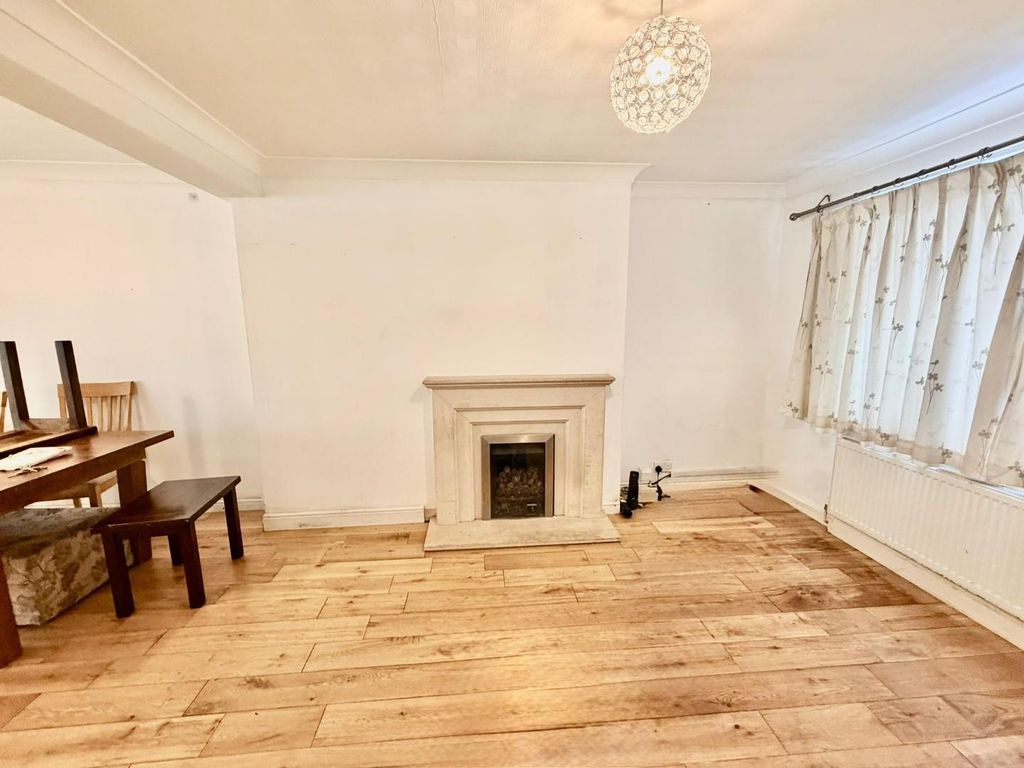 Property photo 2 of 11 Img-20251206-Wa0010.Jpg