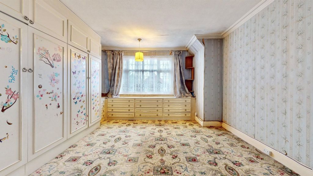 Property photo 3 of 22 Picture No. 08