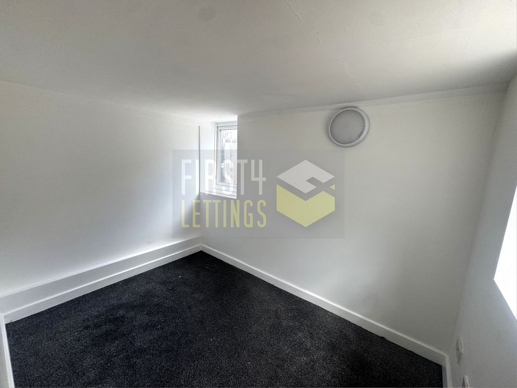 Property photo 3 of 6 Photo 3