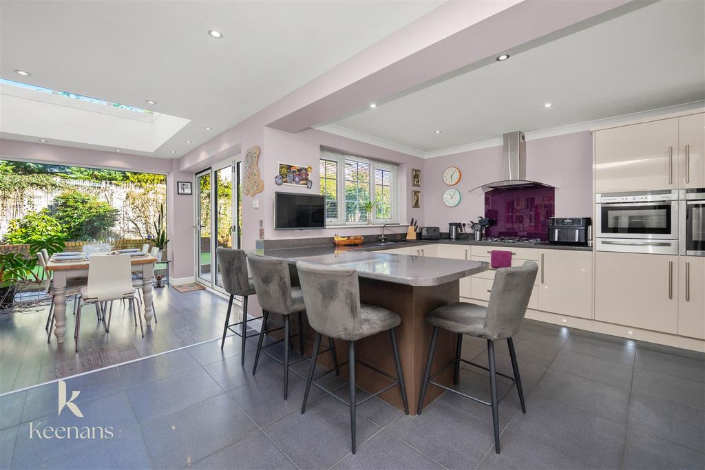 Property photo 2 of 58 0.Jpg