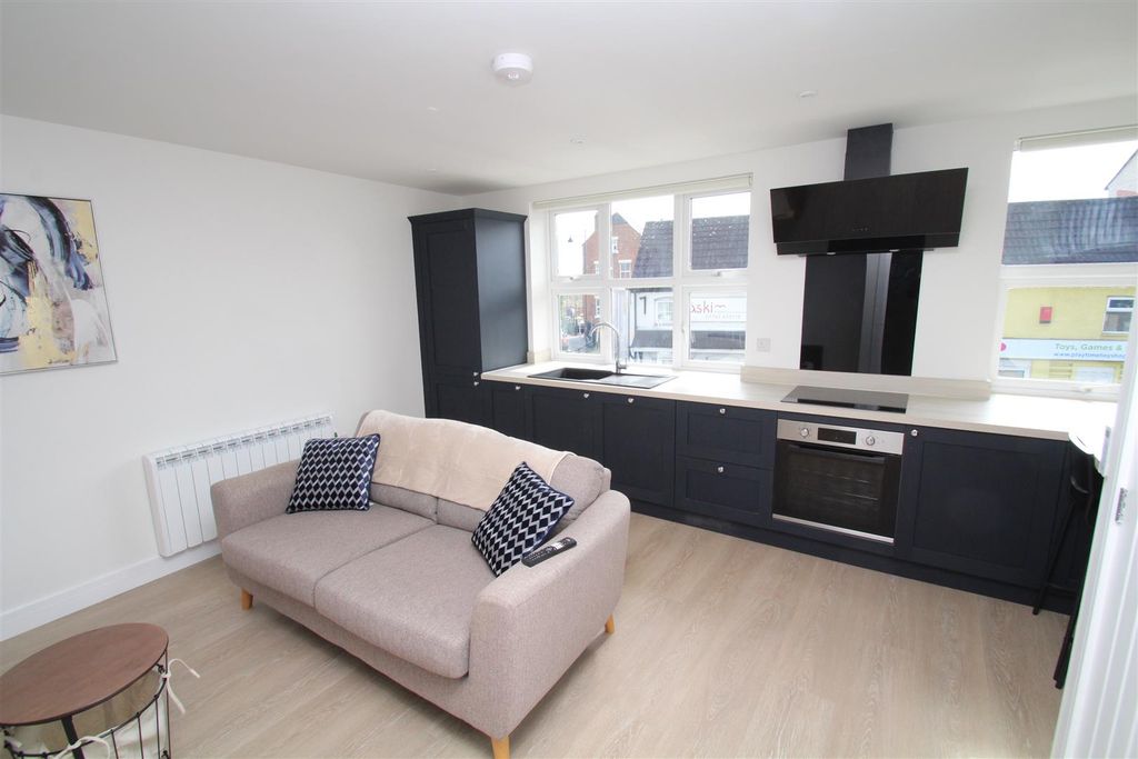 Property photo 2 of 8 Img_0985.Jpg