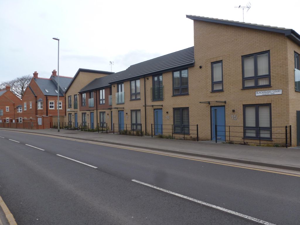 Property photo 2 of 4 Front