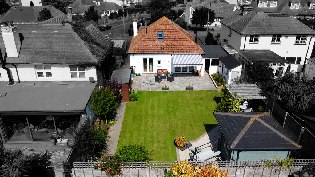 Property photo 2 of 26