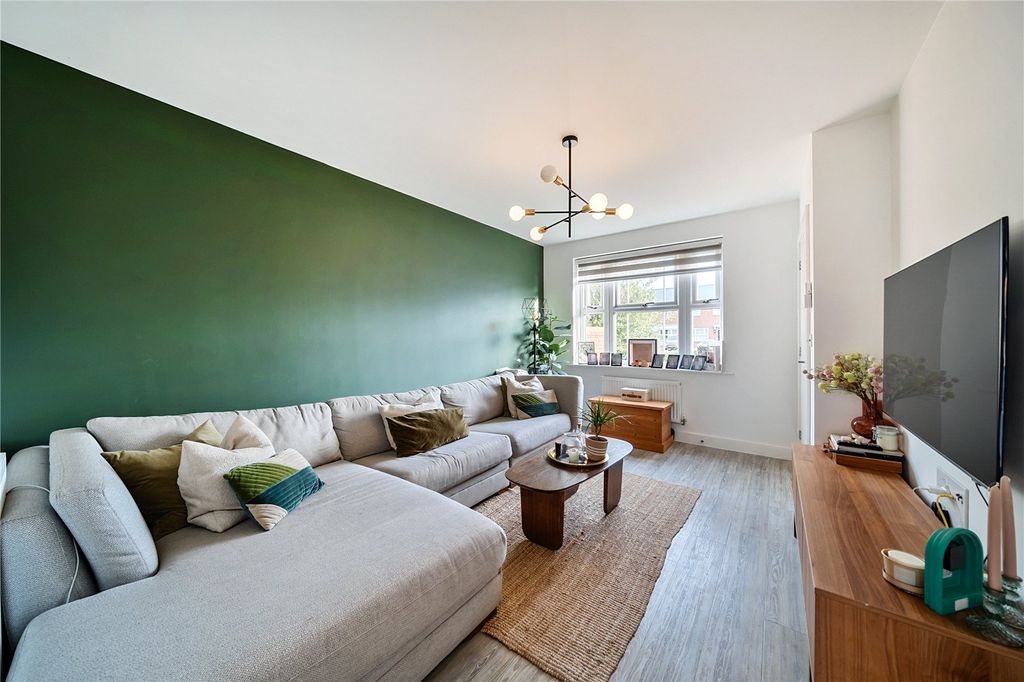 Property photo 3 of 10 Picture No. 18