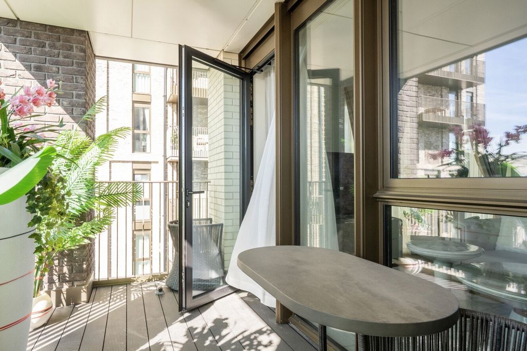 Property photo 3 of 21 Picture No. 17