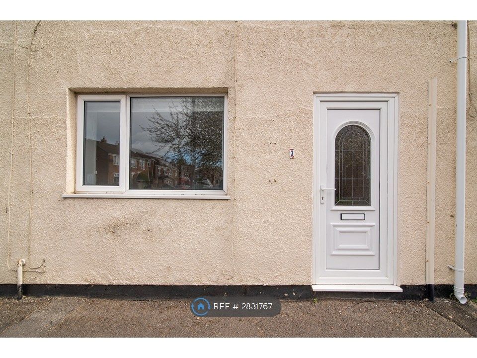 Property photo 3 of 19 Front Door