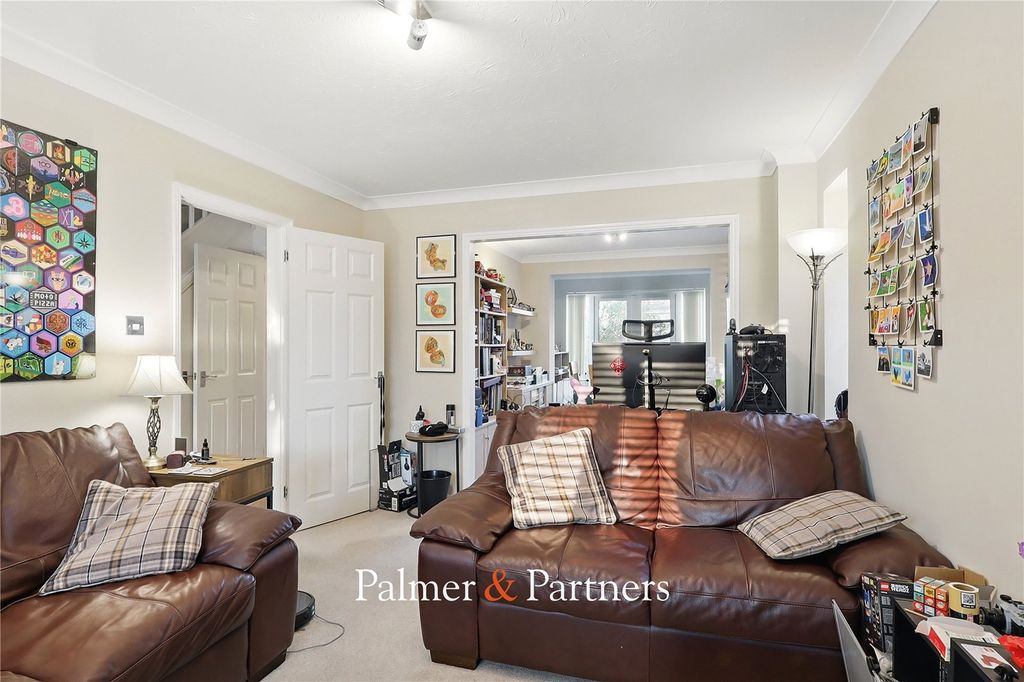 Property photo 2 of 24 Picture No. 14