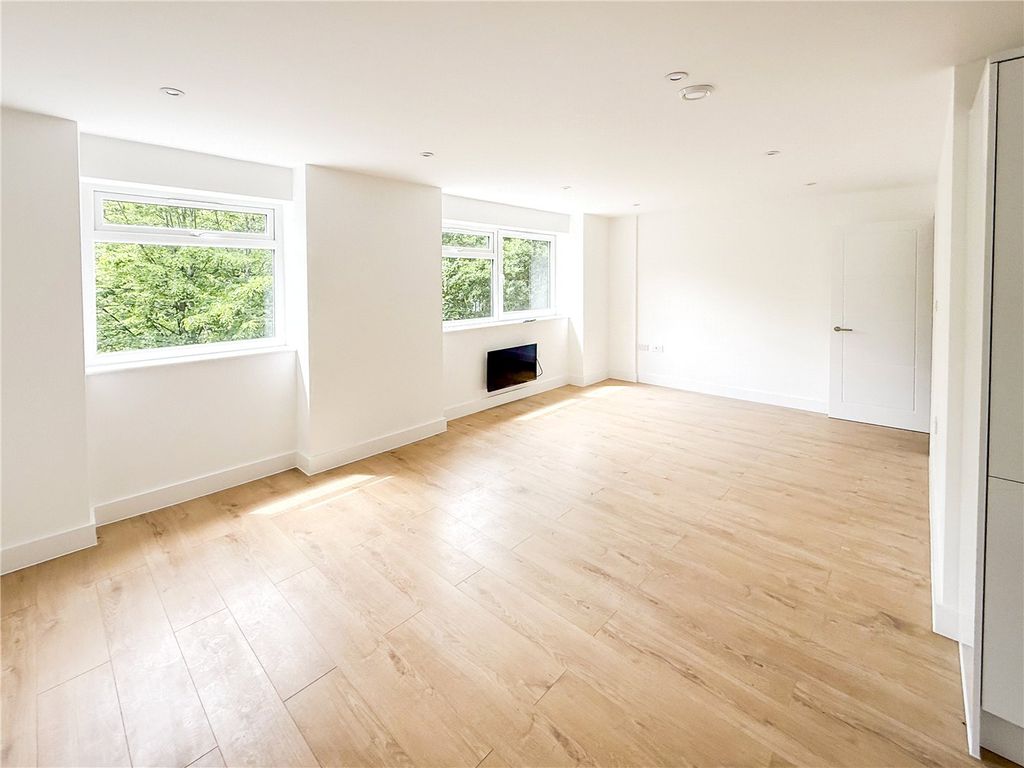 Property photo 3 of 5 Picture No. 03