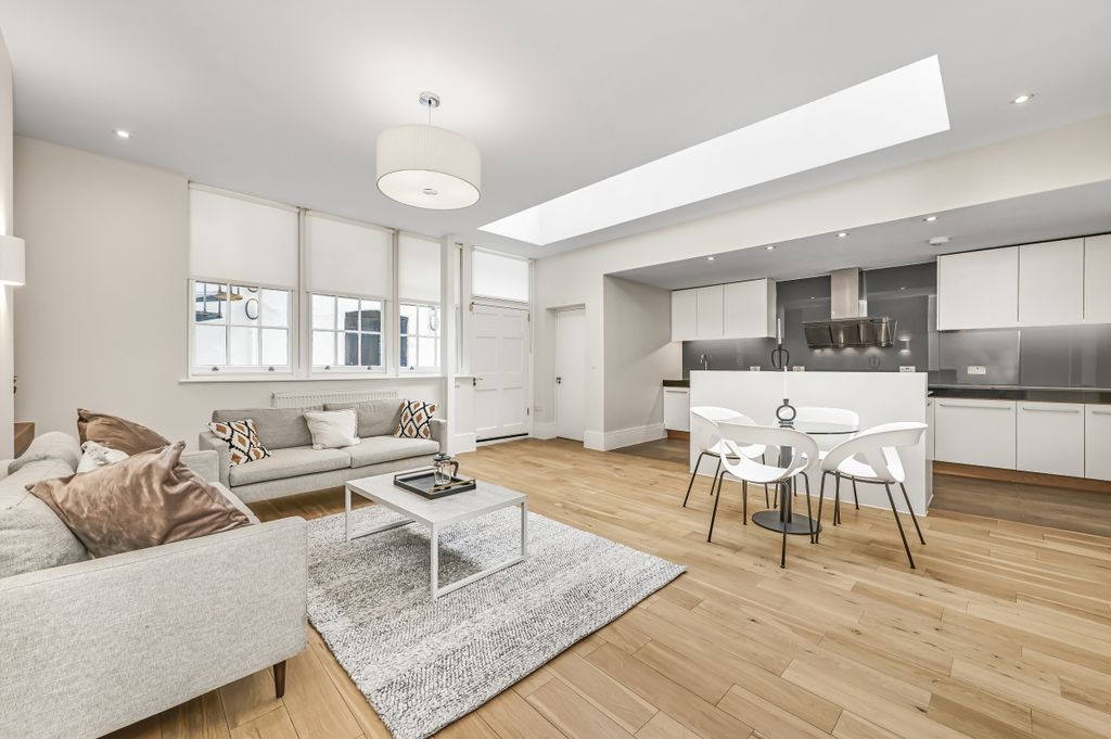 Property photo 1 of 22 Hdwe_-_Devonshire...
