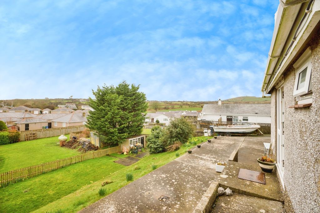 Property photo 3 of 17 Pbox-Img.Jpg