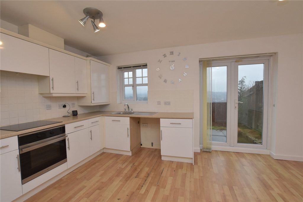 Property photo 3 of 25 Picture No. 10