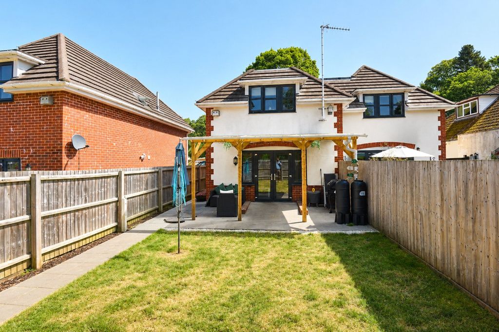 Property photo 2 of 14 Picture No. 09