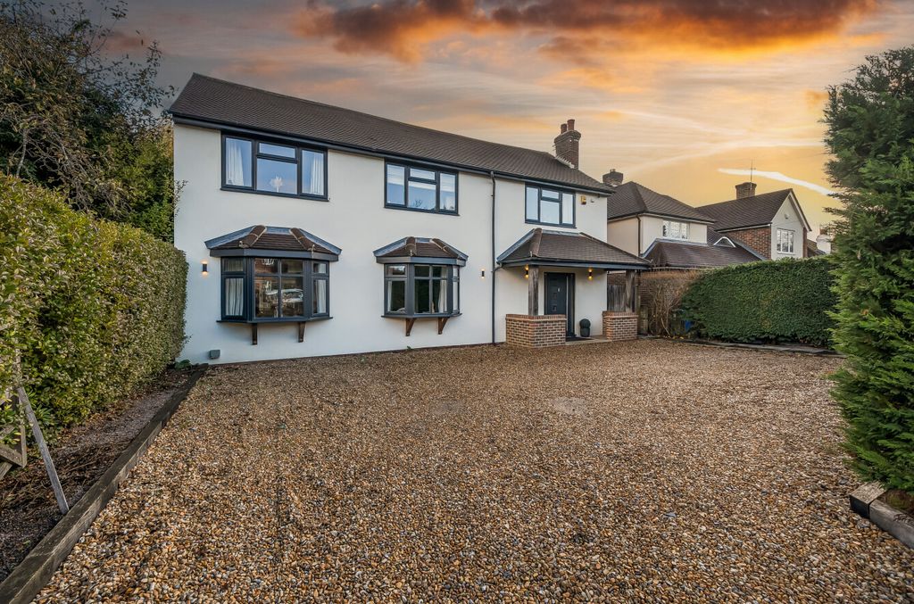 Property photo 1 of 23 1-692Fb2F3dc033-1...