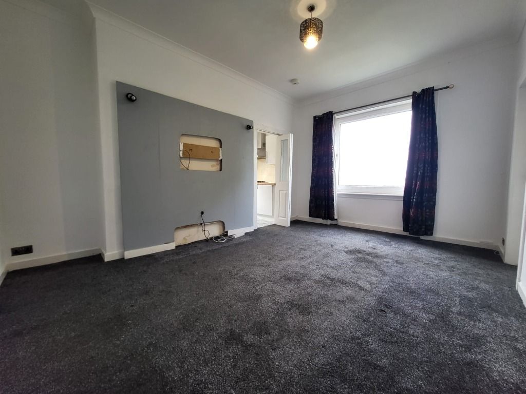 Property photo 3 of 11 Photo 3
