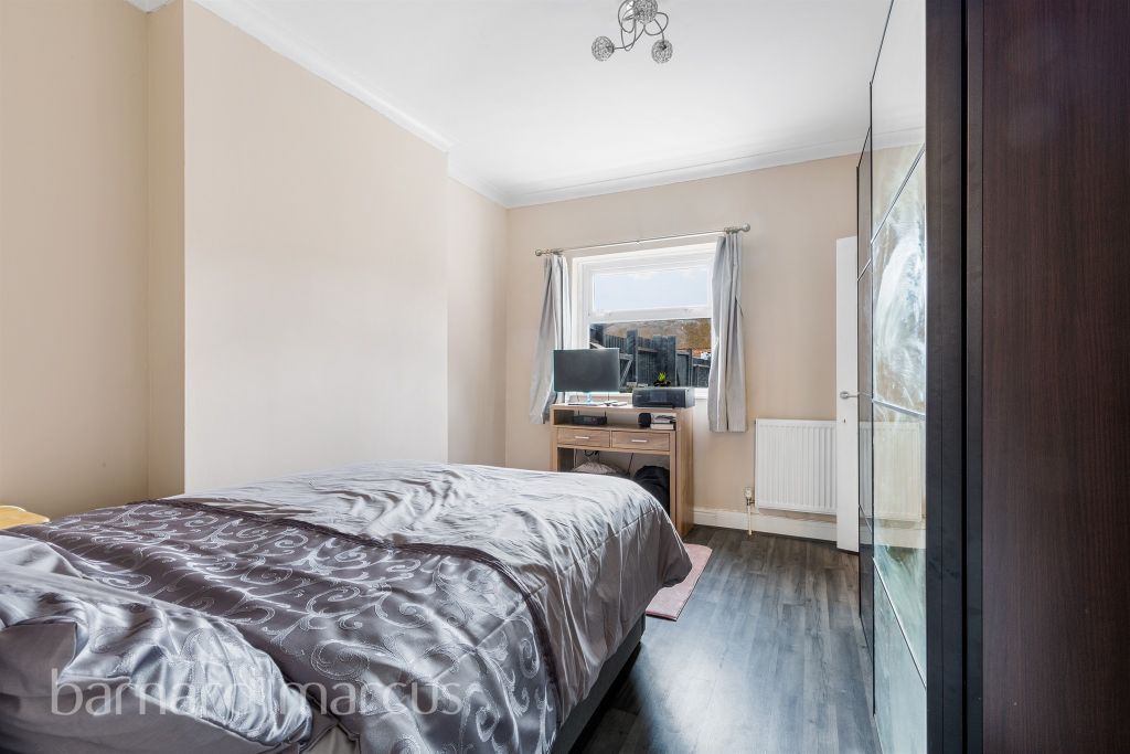 Property photo 2 of 11 Balcony