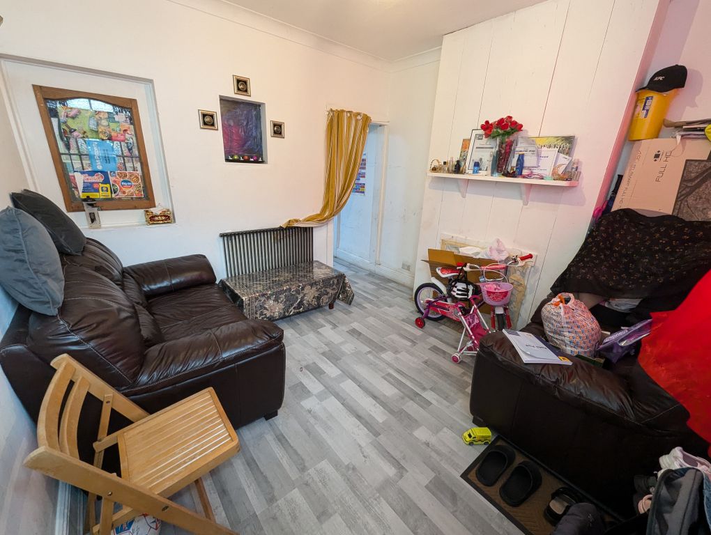 Property photo 2 of 9