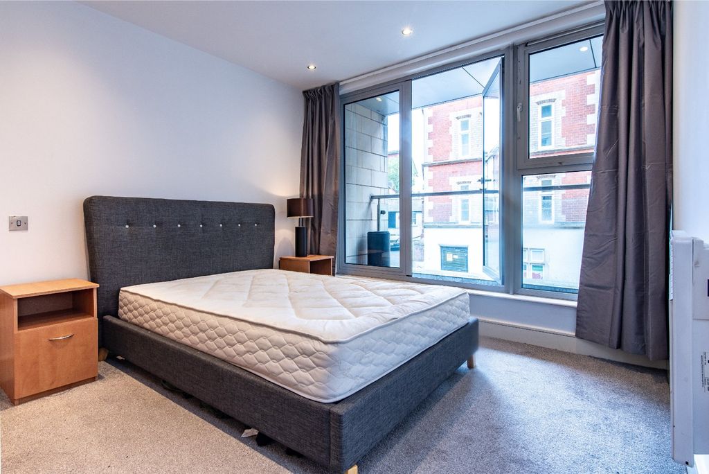 Property photo 3 of 10 Picture No. 06