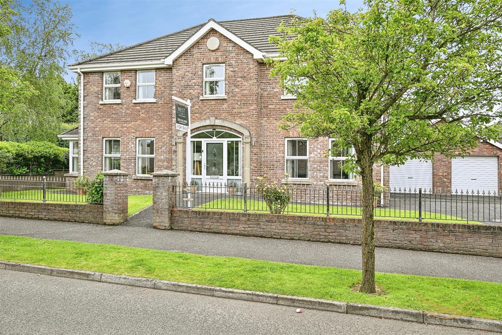 Property photo 3 of 53 Dhp-9.Jpg