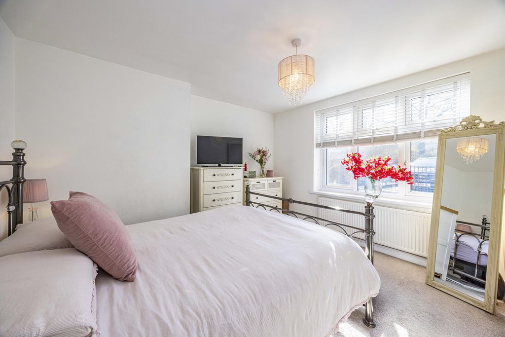 Additional image 7 of 3 bed semi-detached house for saleHands Road, Heanor DE75