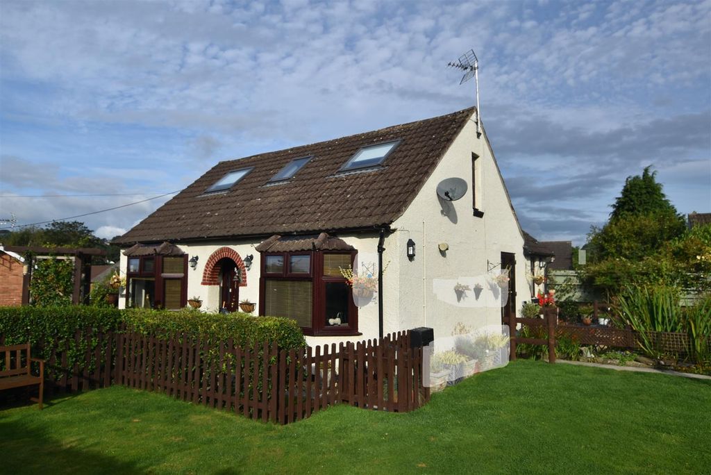 Property photo 1 of 20