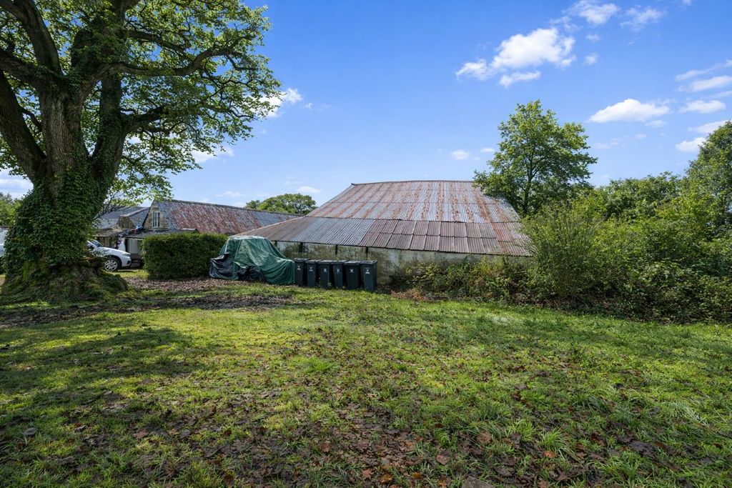 Property photo 3 of 3