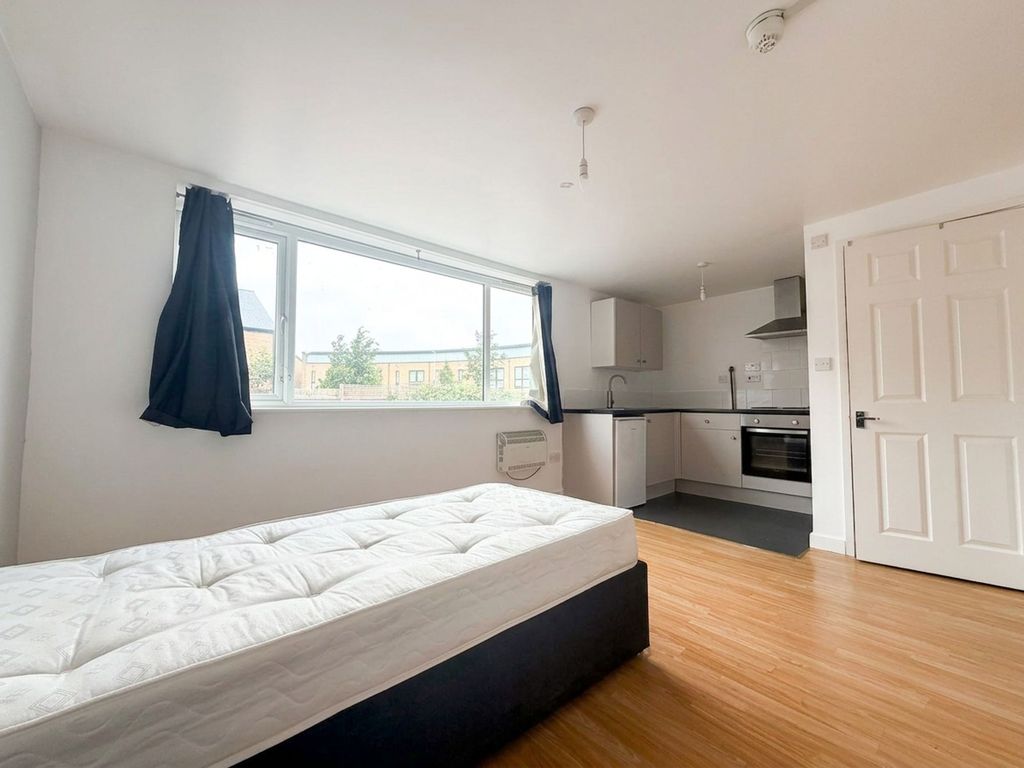 Property photo 2 of 4