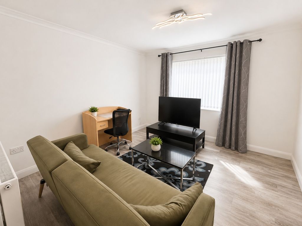 Property photo 2 of 6