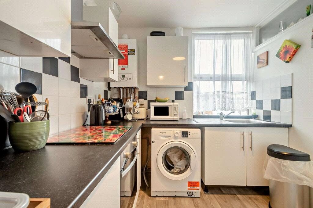 Property photo 3 of 12 Picture No. 06